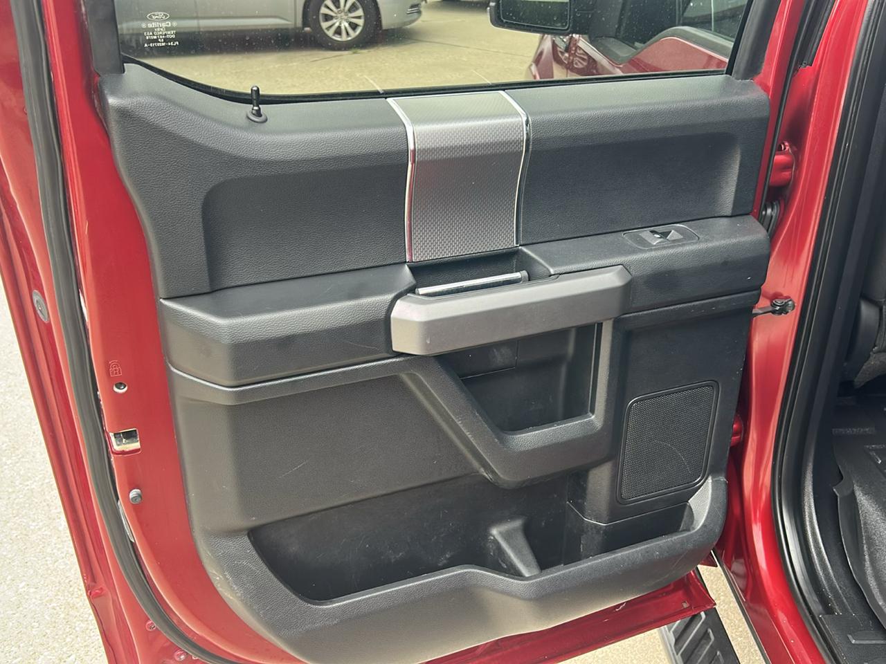 Ford F-150 4WD SuperCrew 145" King Ranch 2015