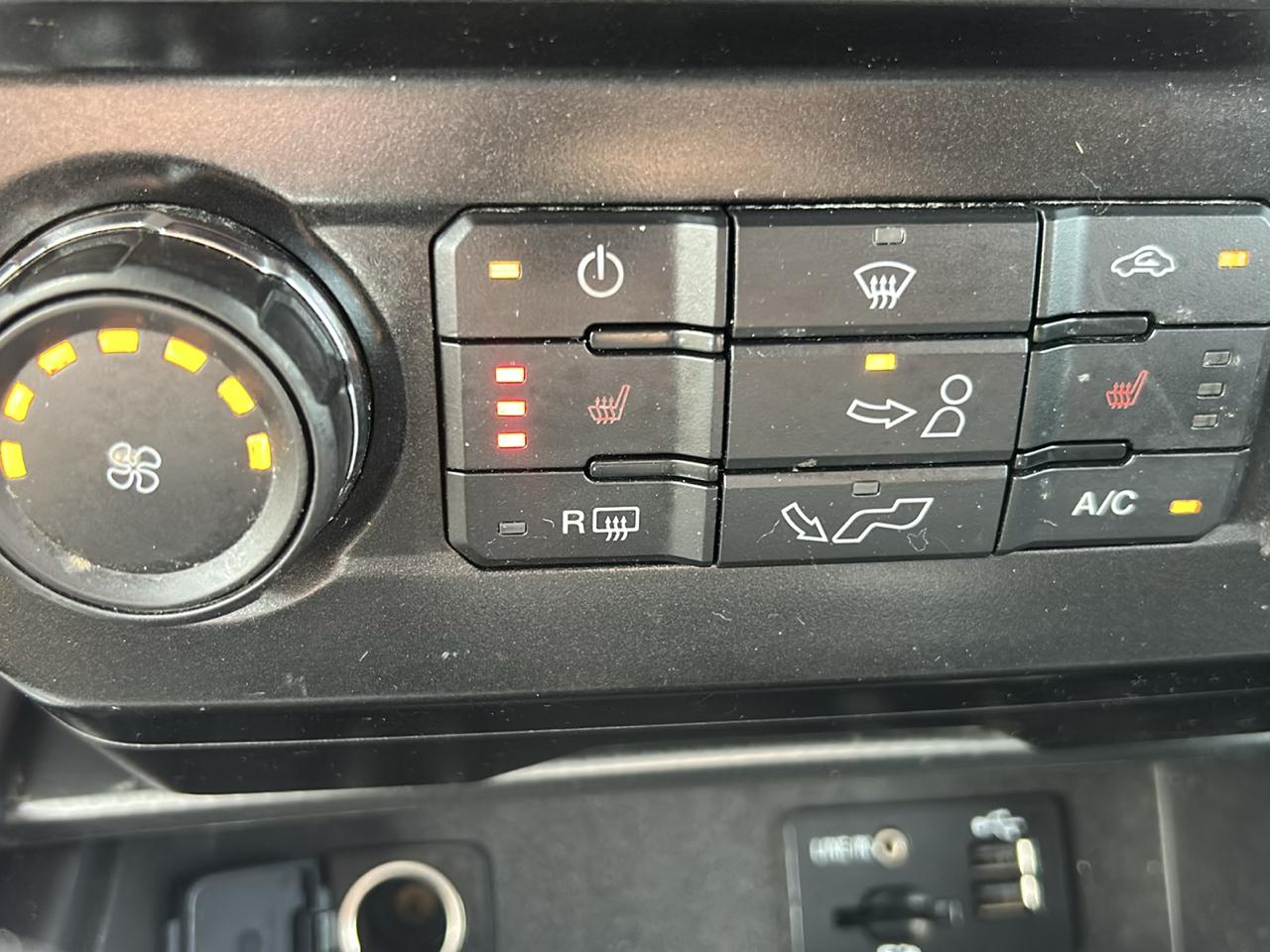 Ford F-150 4WD SuperCrew 145" King Ranch 2015