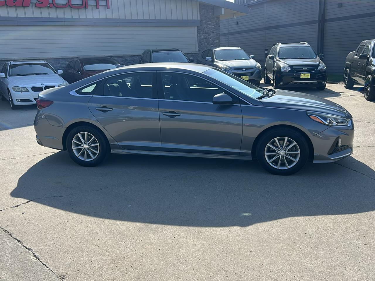 Hyundai Sonata SE 2.4L 2018