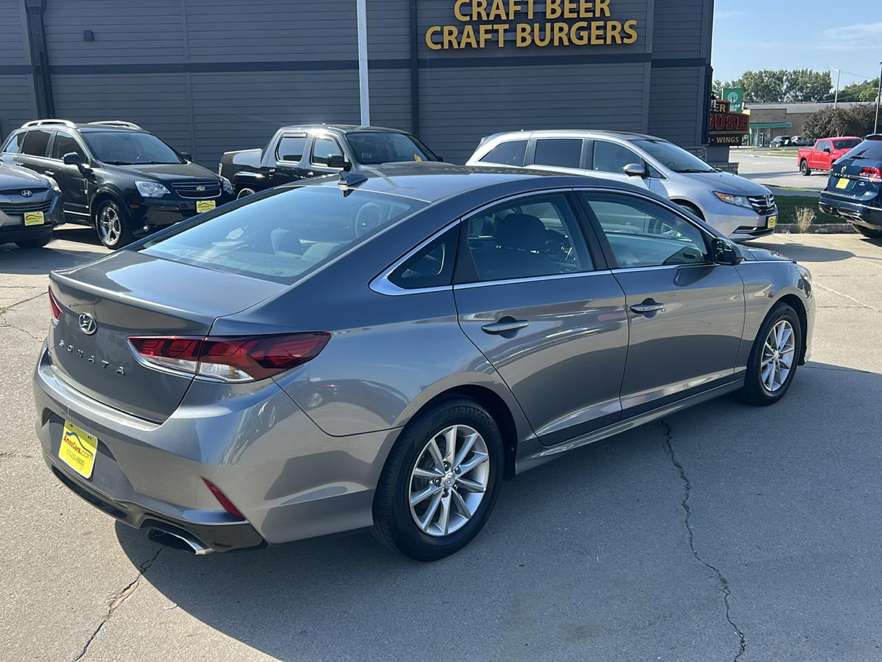 Hyundai Sonata SE 2.4L 2018