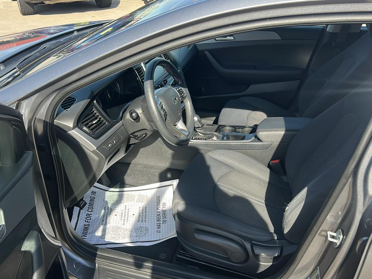 Hyundai Sonata SE 2.4L 2018