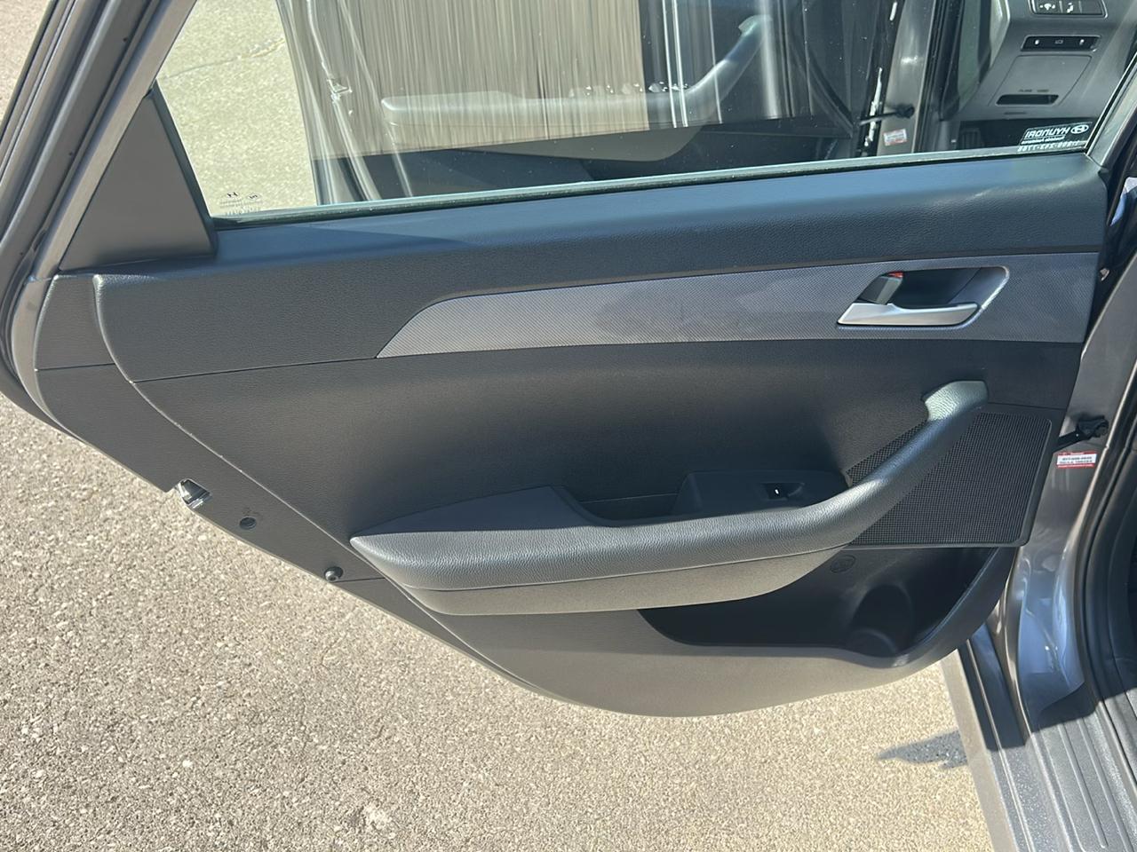 Hyundai Sonata SE 2.4L 2018