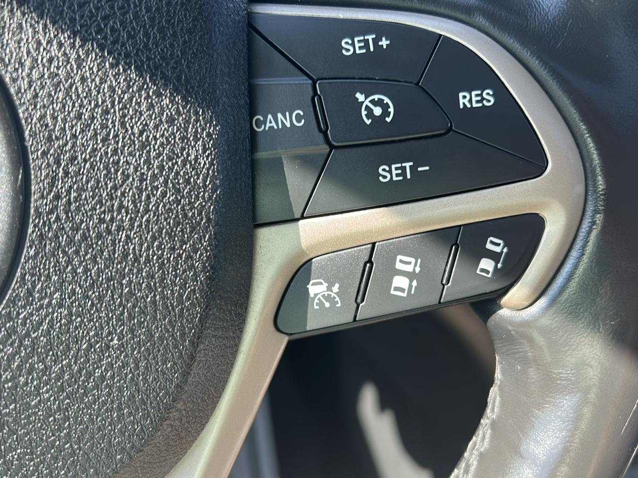Jeep Cherokee 4WD 4dr Limited 2015