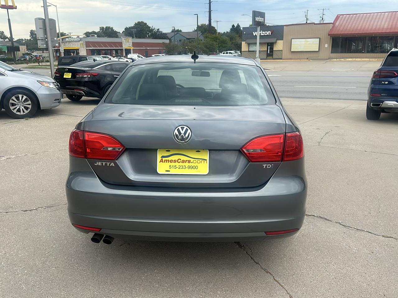 Volkswagen Jetta Sedan 4dr DSG TDI 2013