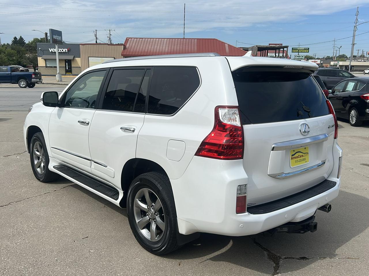 Lexus GX 460 4WD 4dr Premium 2012
