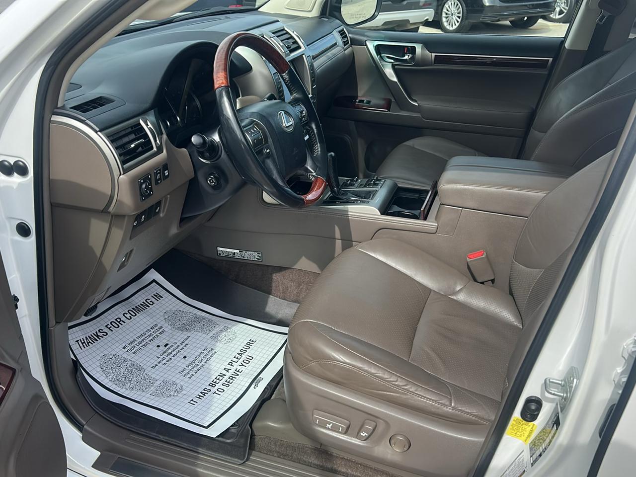 Lexus GX 460 4WD 4dr Premium 2012