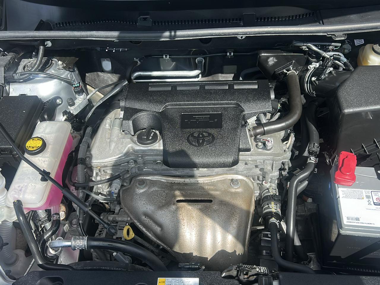 Toyota RAV4 AWD 4dr XLE (Natl) 2016