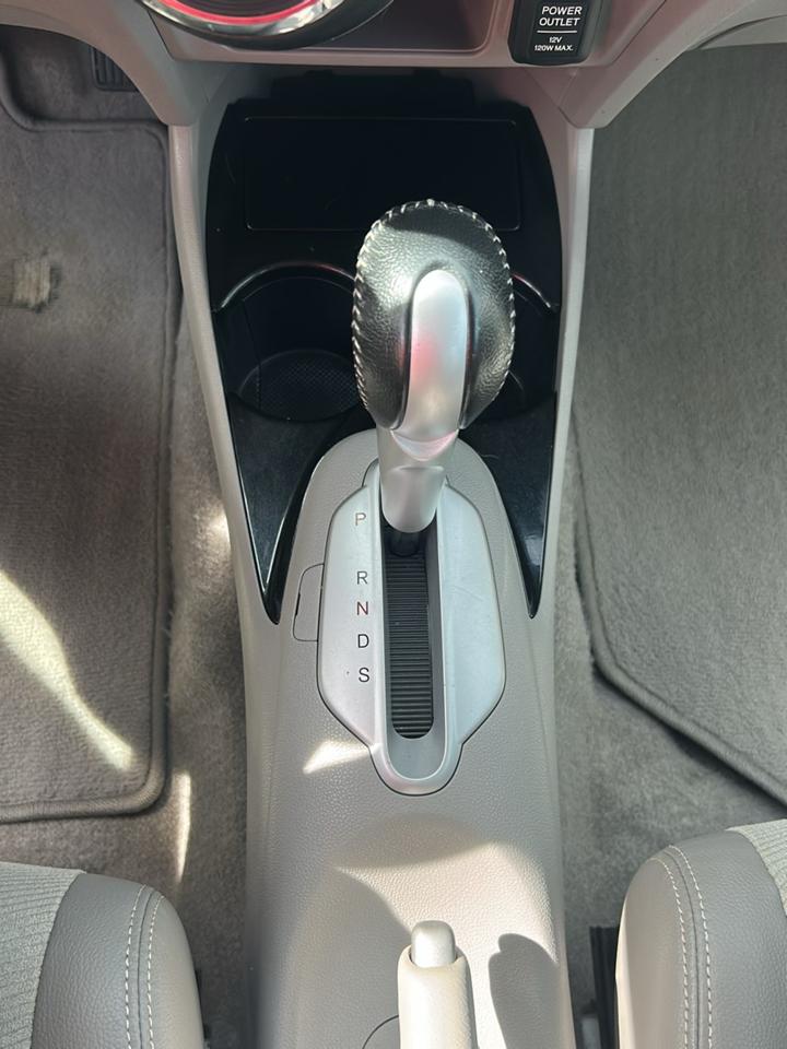 Honda Insight 5dr CVT EX 2012