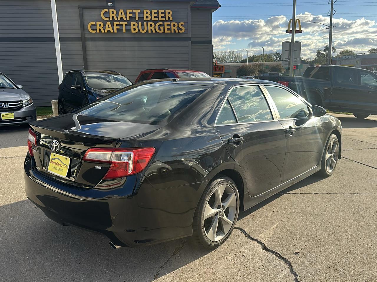 Toyota Camry 2014.5 4dr Sdn I4 Auto SE Sport (Natl) 2014