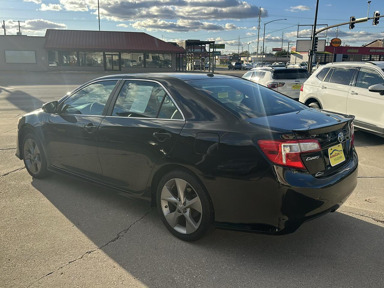 Toyota Camry 2014.5 4dr Sdn I4 Auto SE Sport (Natl) 2014