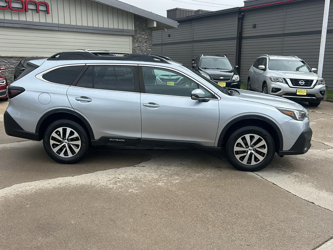 Subaru Outback Premium CVT 2022