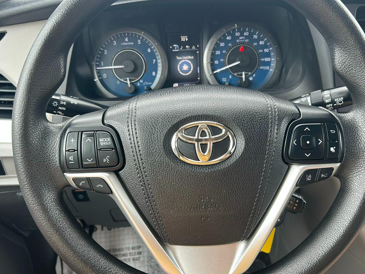 Toyota Sienna LE FWD 8-Passenger (Natl) 2018