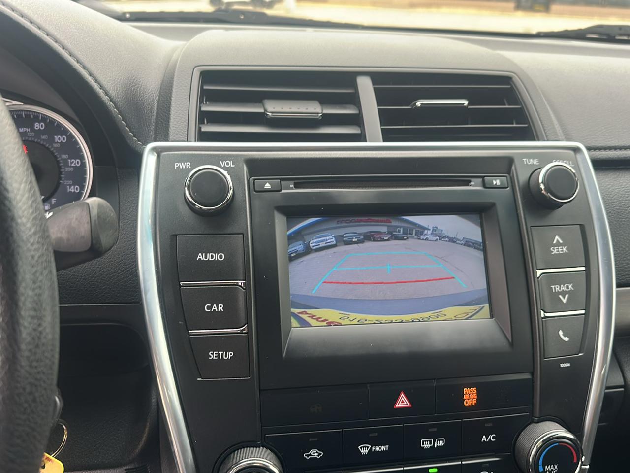 Toyota Camry 4dr Sdn LE Auto 2016