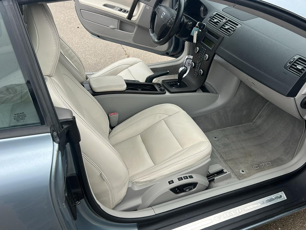 Volvo C70 2dr Conv T5 2013