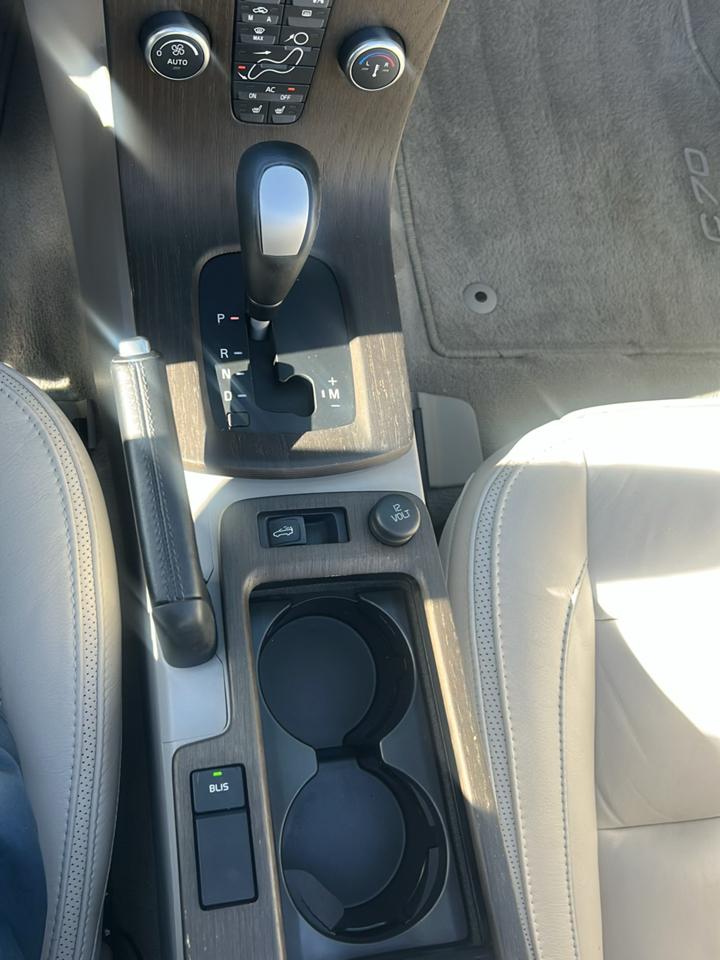 Volvo C70 2dr Conv T5 2013