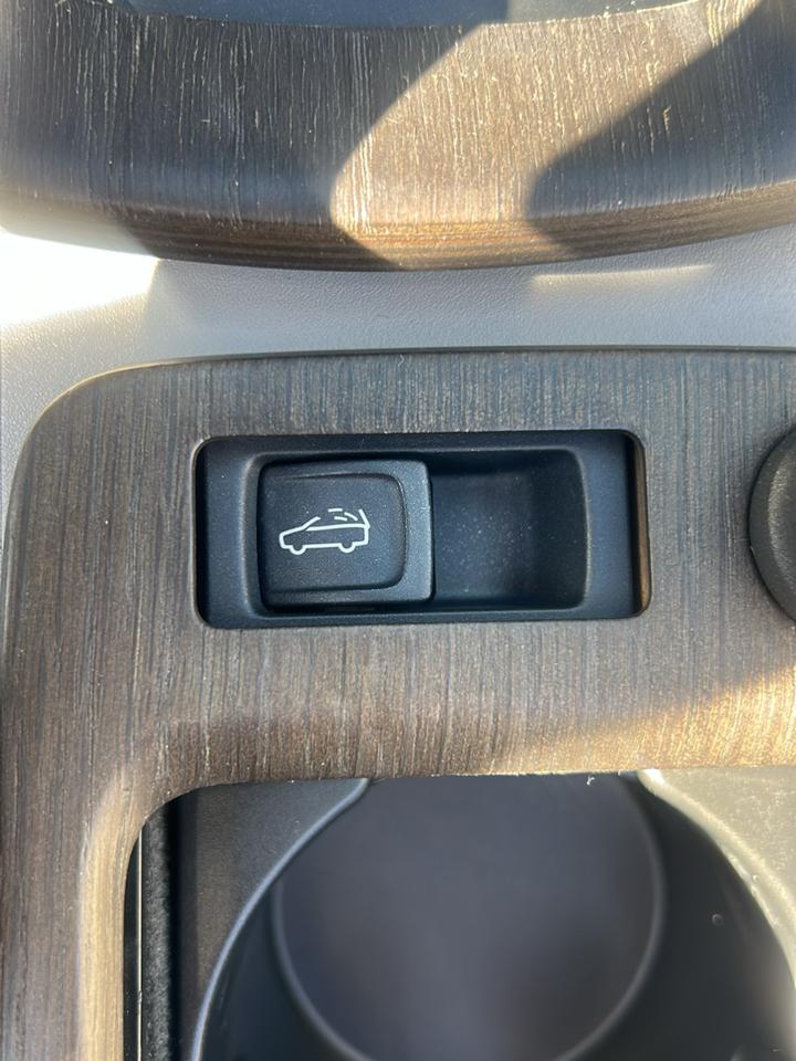 Volvo C70 2dr Conv T5 2013