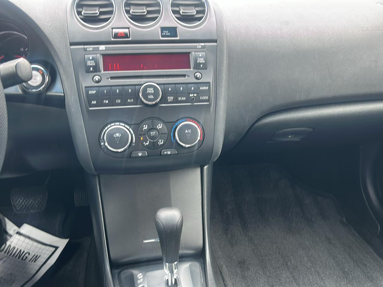 Nissan Altima 4dr Sdn I4 CVT 2.5 S 2010
