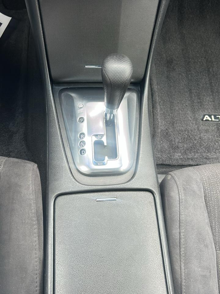 Nissan Altima 4dr Sdn I4 CVT 2.5 S 2010