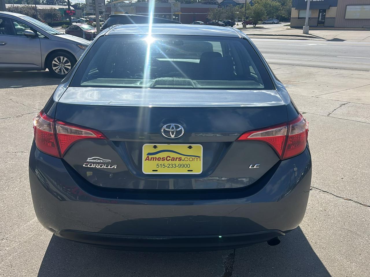 Toyota Corolla 4dr Sdn Auto LE (Natl) 2017