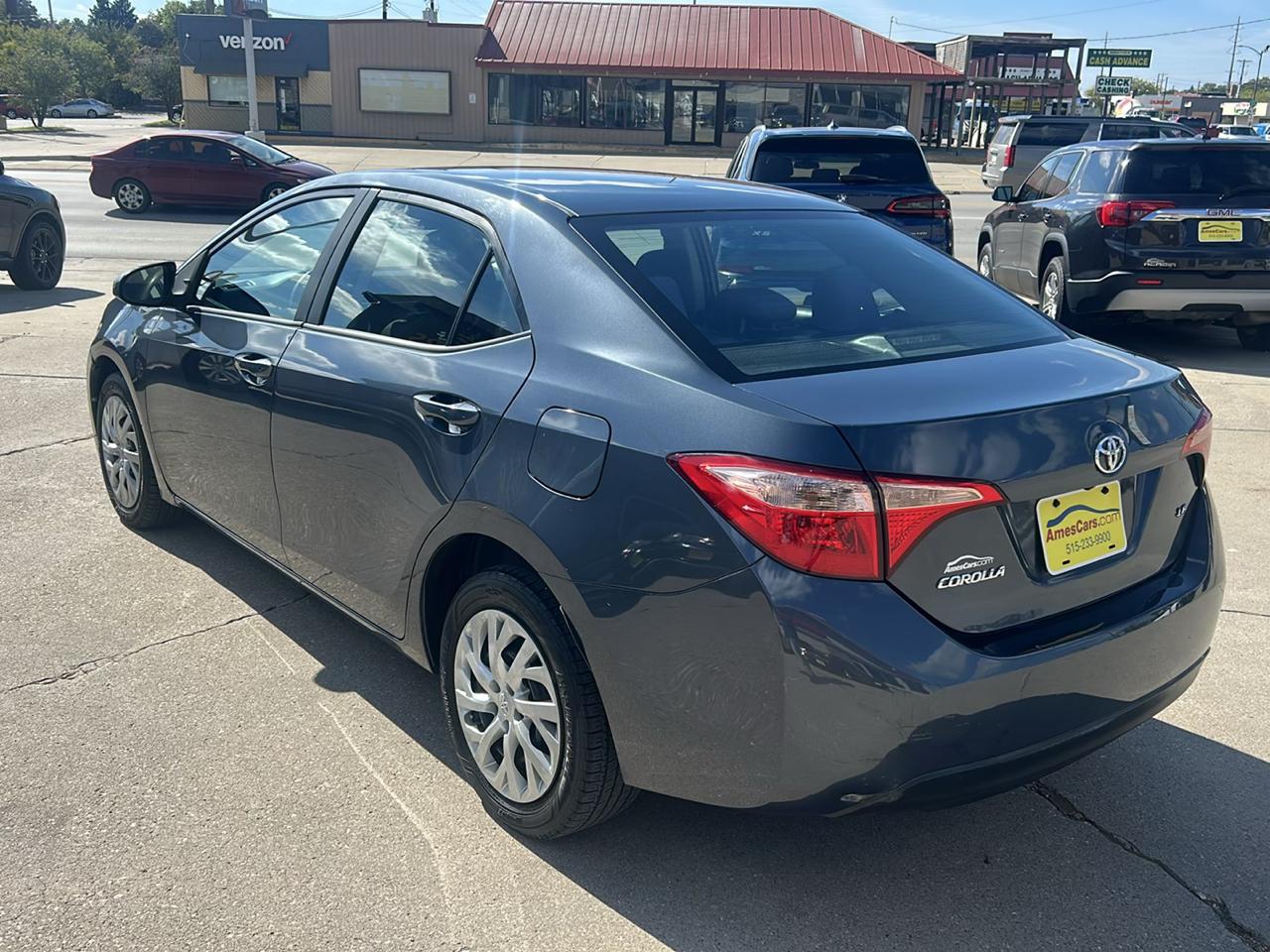 Toyota Corolla 4dr Sdn Auto LE (Natl) 2017