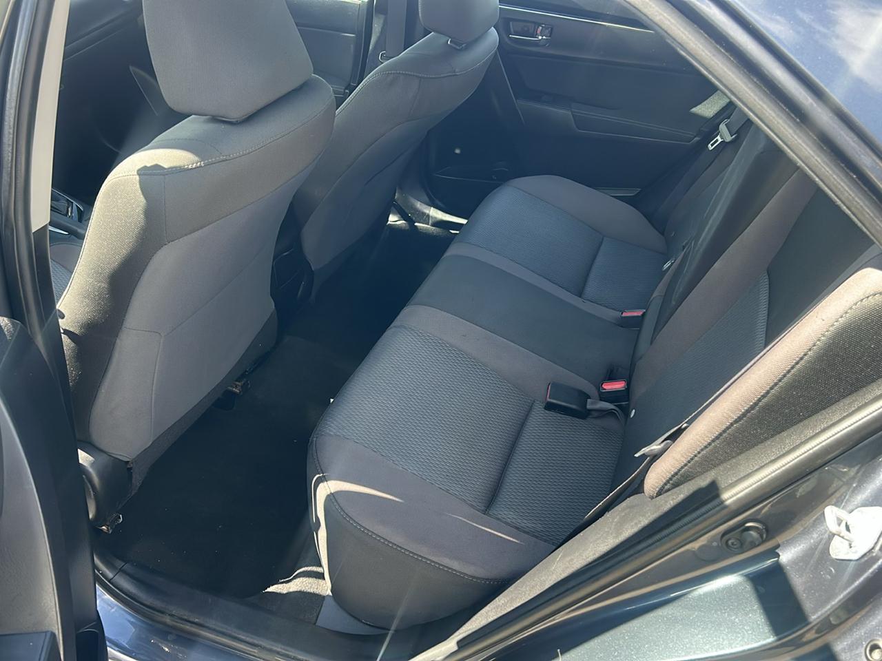 Toyota Corolla 4dr Sdn Auto LE (Natl) 2017