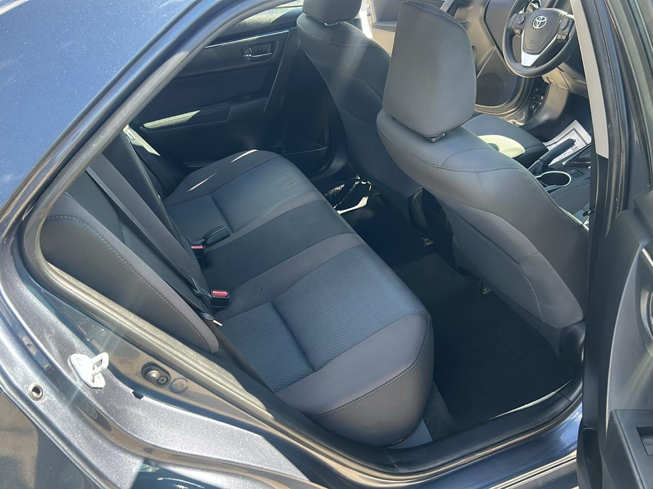 Toyota Corolla 4dr Sdn Auto LE (Natl) 2017