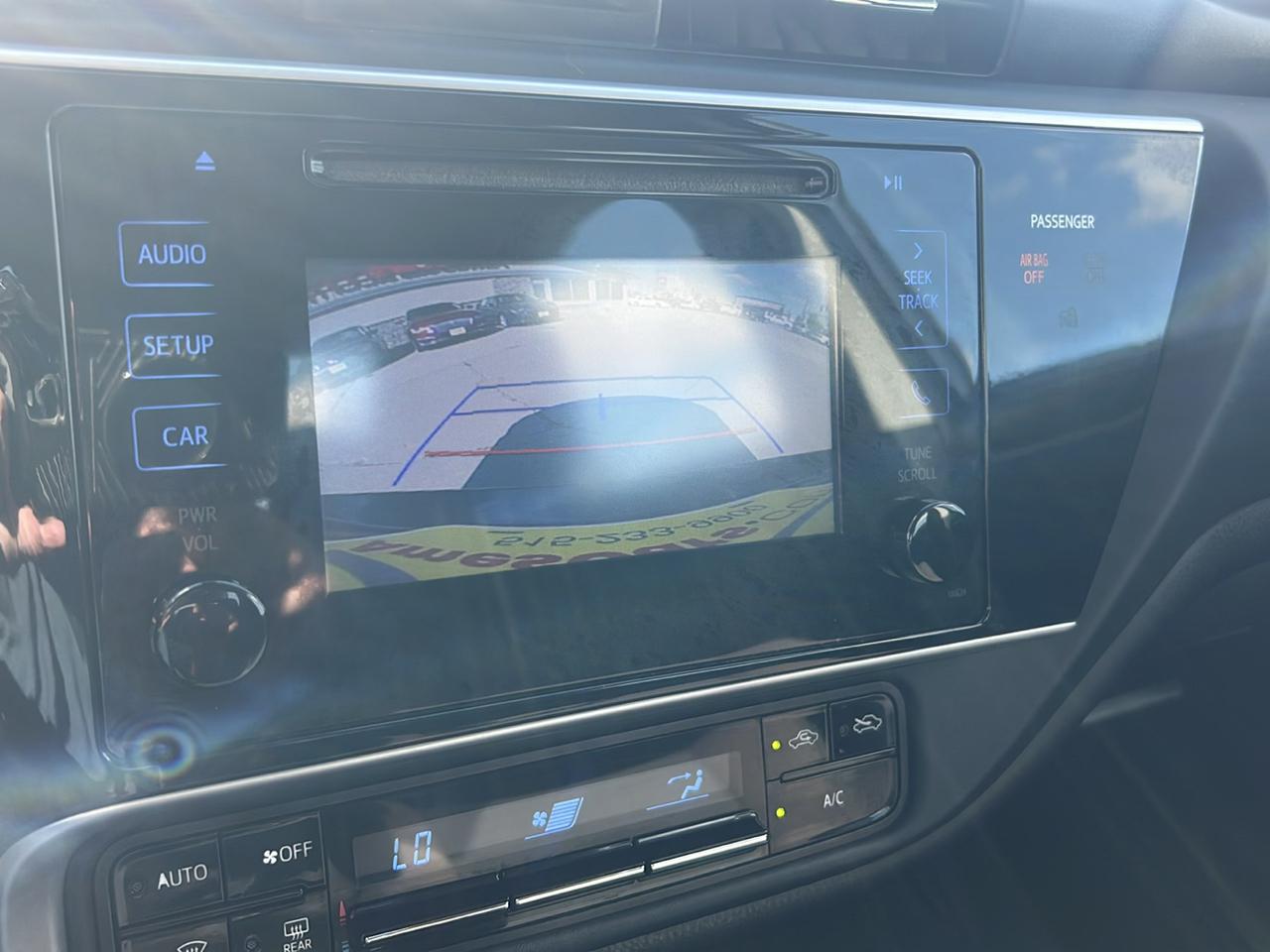 Toyota Corolla 4dr Sdn Auto LE (Natl) 2017
