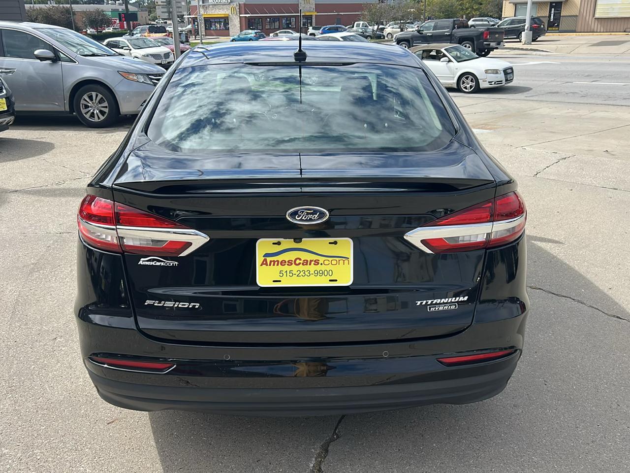 Ford Fusion Plug-In Hybrid Titanium FWD 2020