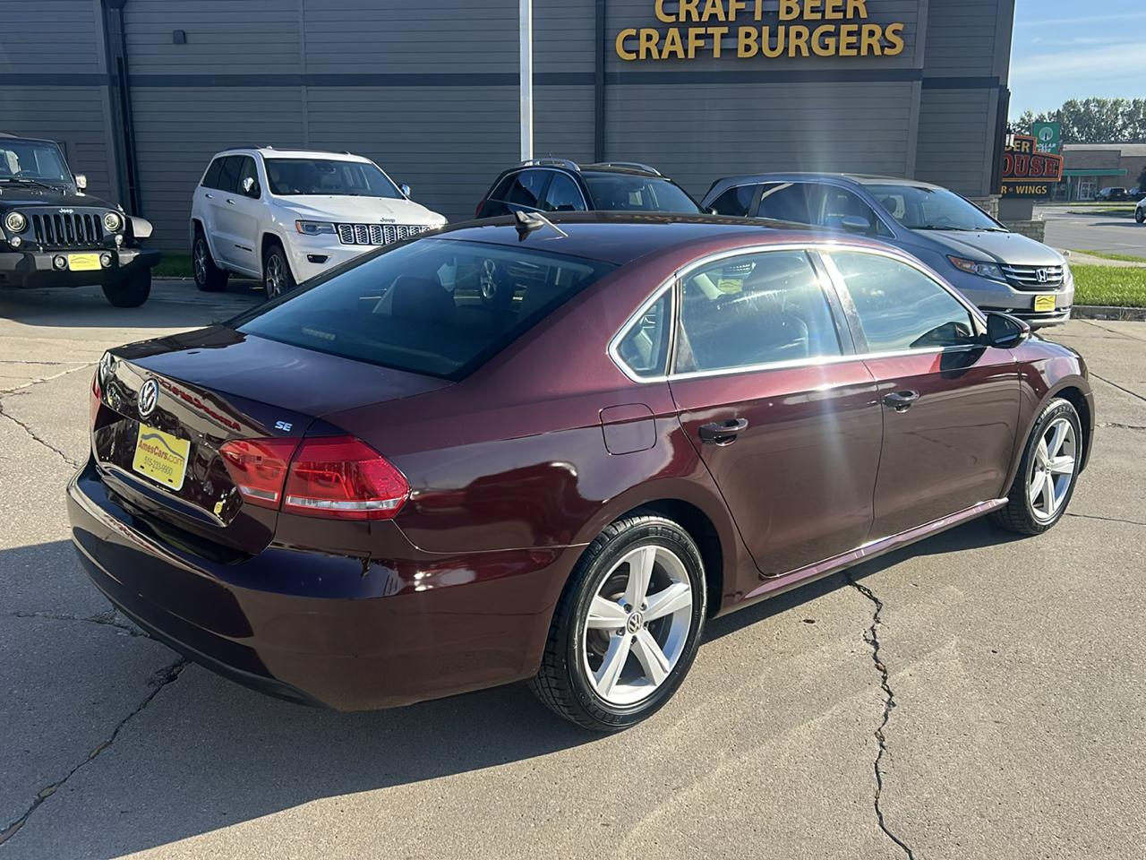 Volkswagen Passat 4dr Sdn 2.5L Auto SE 2012