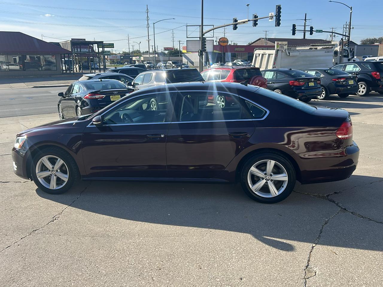 Volkswagen Passat 4dr Sdn 2.5L Auto SE 2012