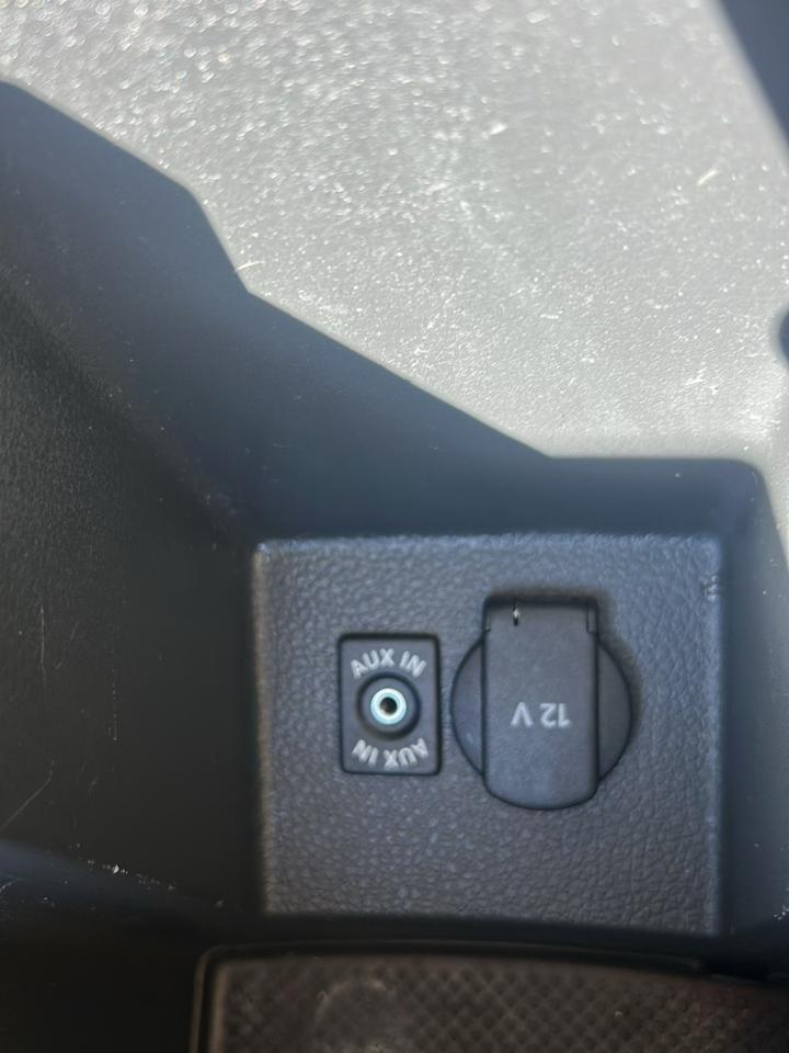 Volkswagen Passat 4dr Sdn 2.5L Auto SE 2012