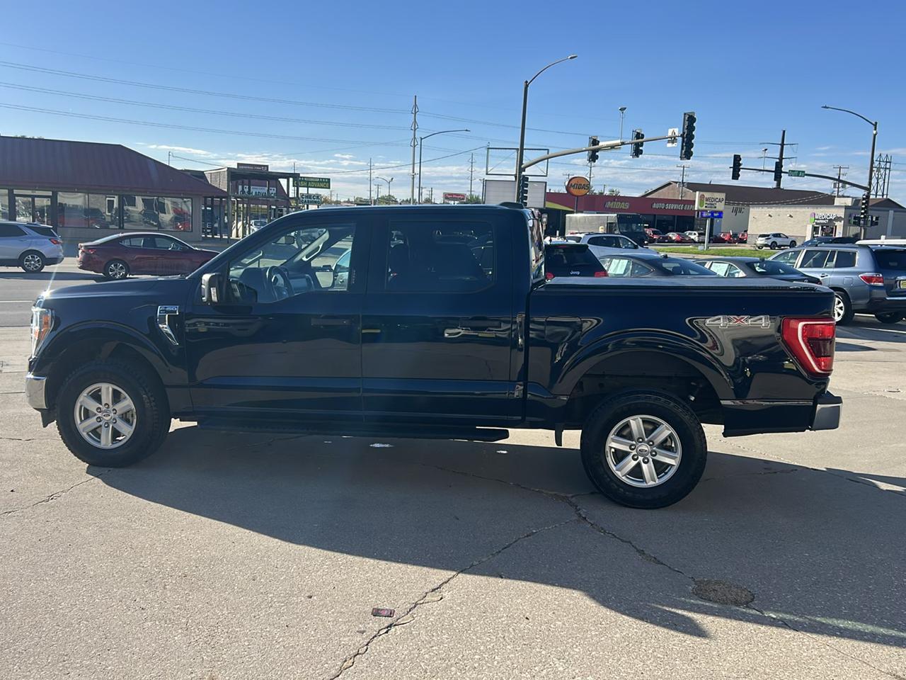 Ford F-150 XLT SuperCrew 4WD 2022