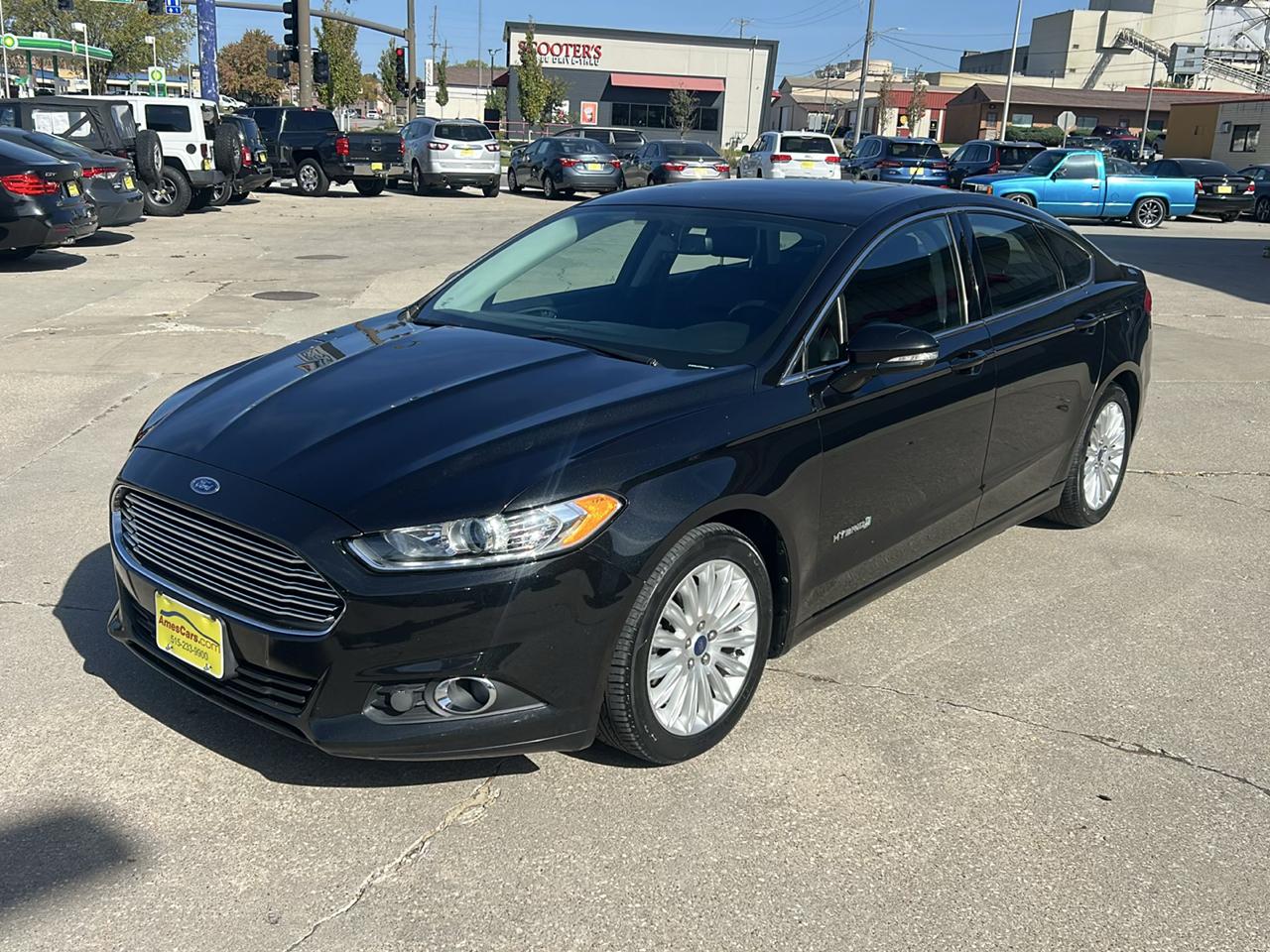 Ford Fusion 4dr Sdn SE Hybrid FWD 2015
