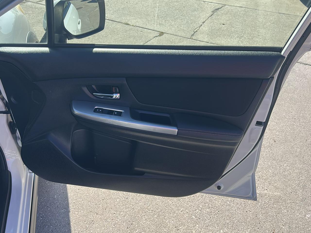 Subaru XV Crosstrek 5dr CVT 2.0i Premium 2015