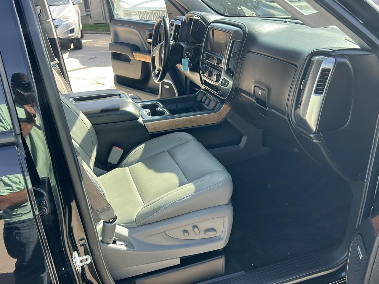 Chevrolet Silverado 1500 4WD Crew Cab 143.5" LTZ w/1LZ 2014