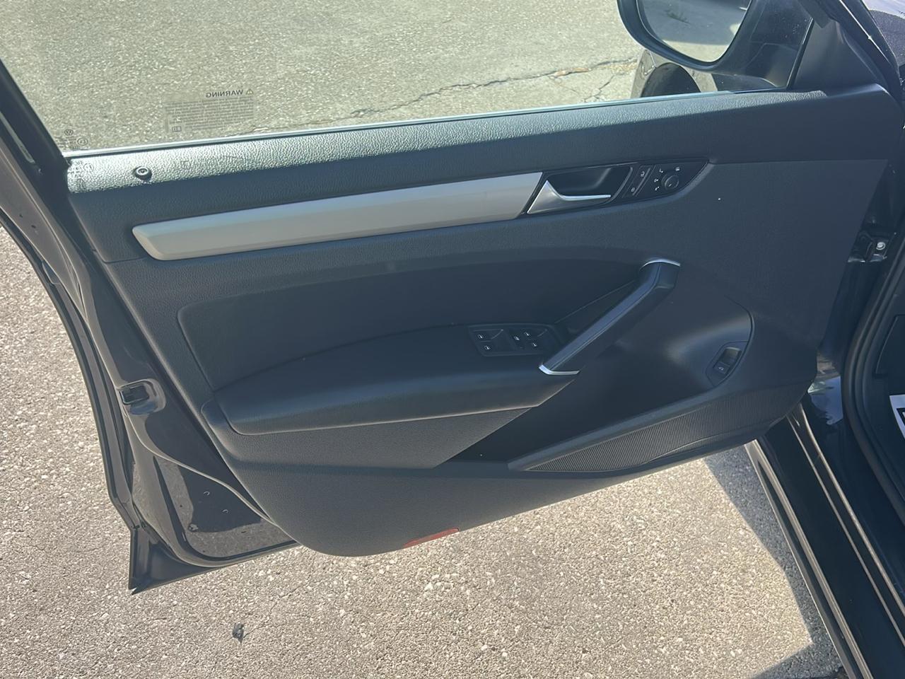 Volkswagen Passat 2.0T SE Auto 2021