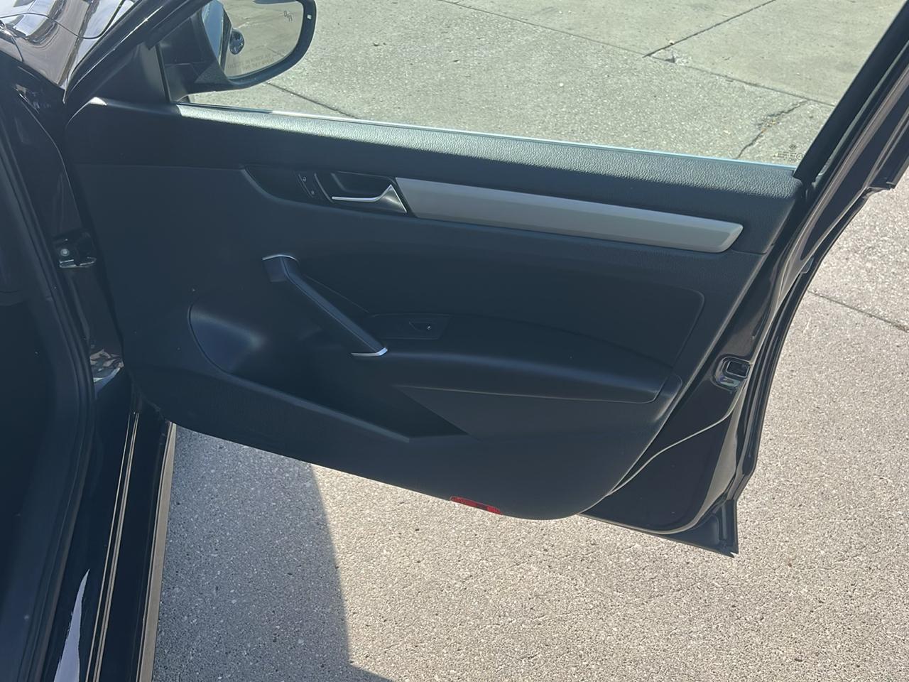 Volkswagen Passat 2.0T SE Auto 2021