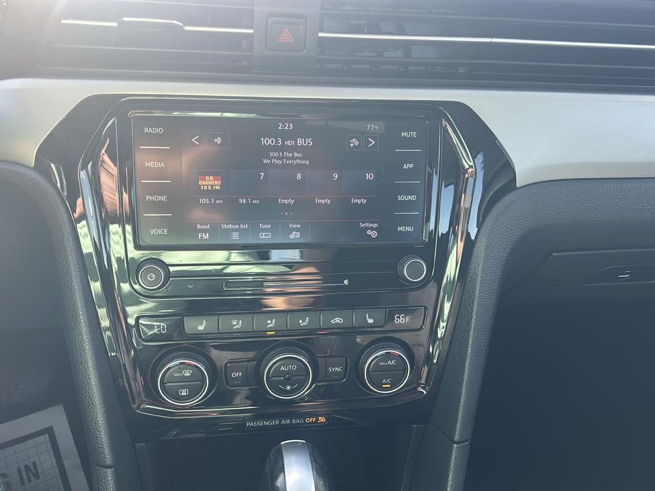 Volkswagen Passat 2.0T SE Auto 2021