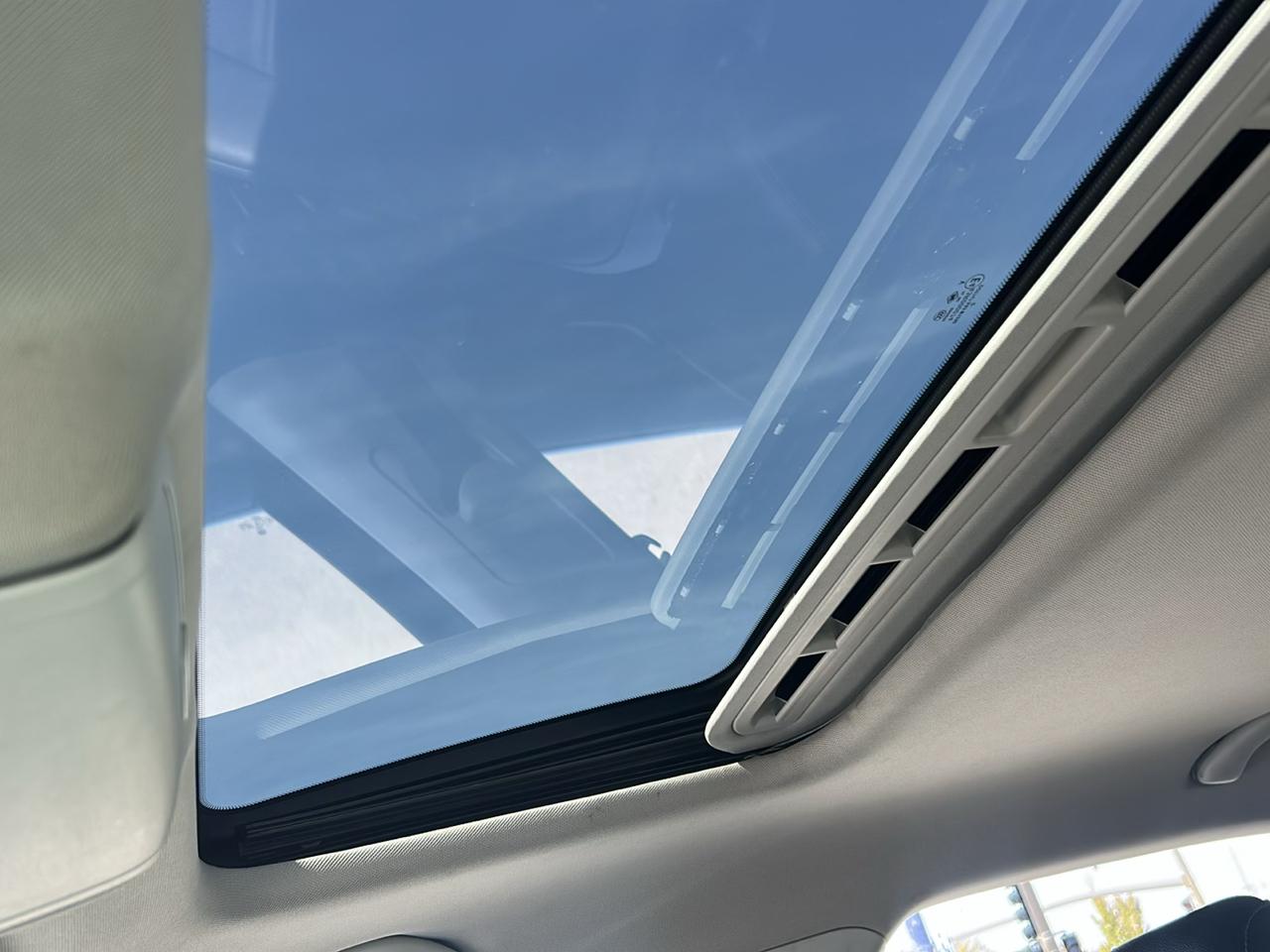 Volkswagen Passat 2.0T SE Auto 2021