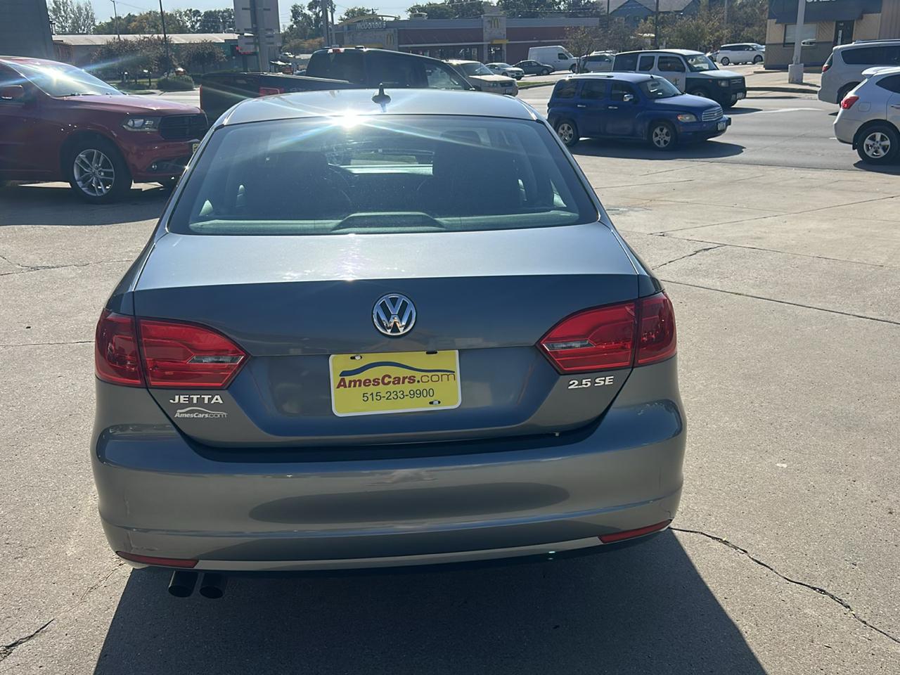 Volkswagen Jetta Sedan 4dr Man SE PZEV 2013