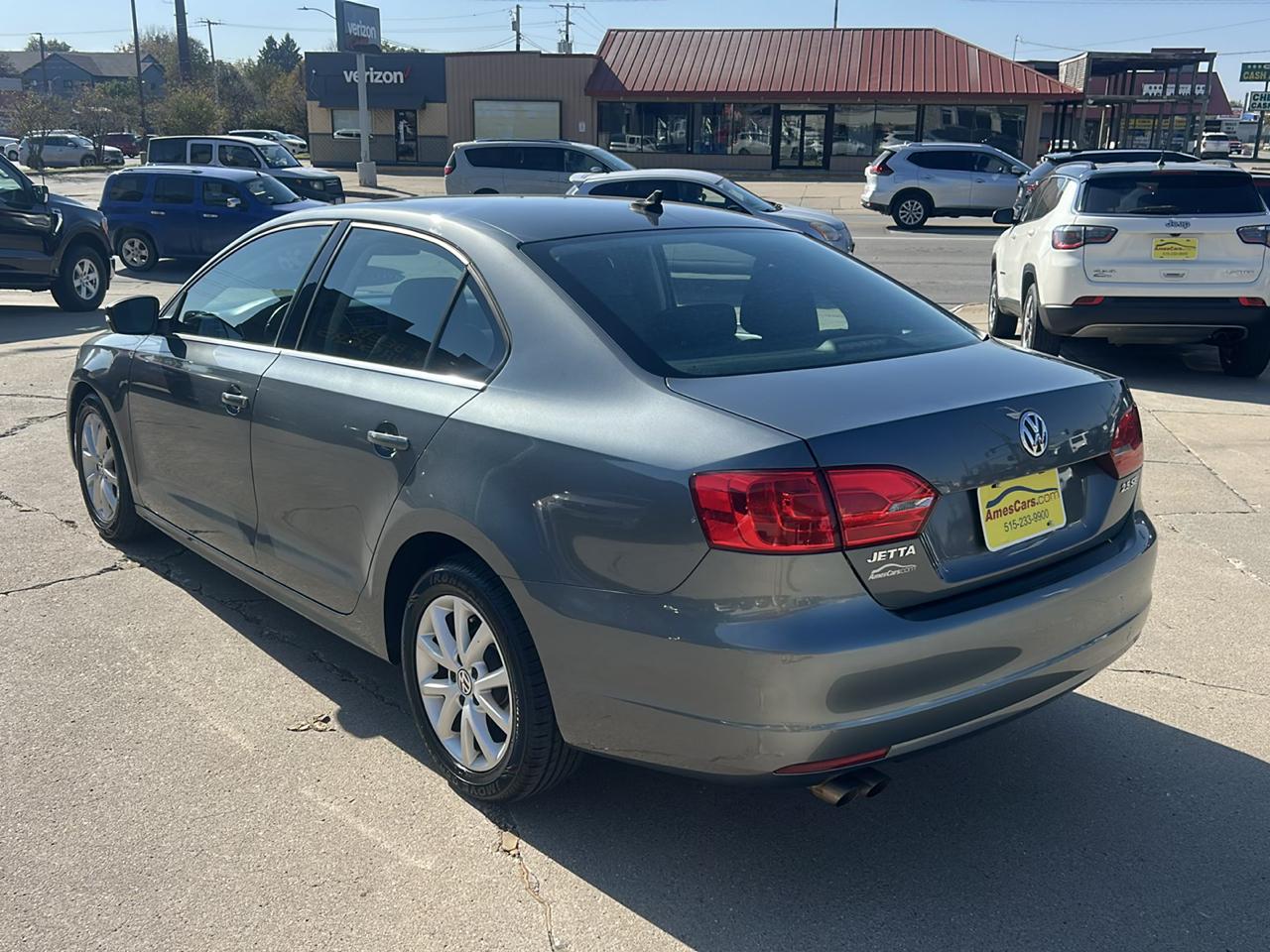 Volkswagen Jetta Sedan 4dr Man SE PZEV 2013