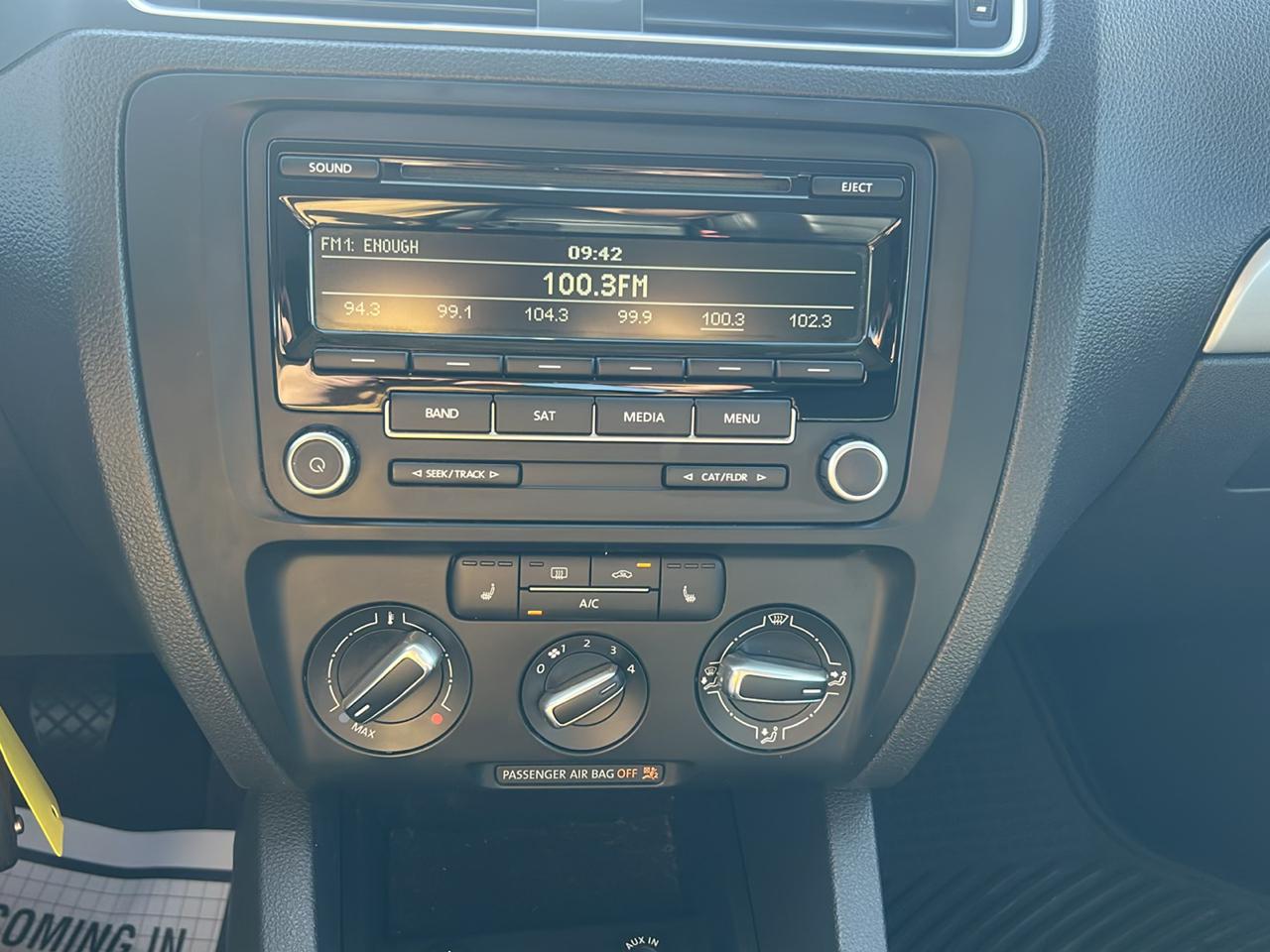 Volkswagen Jetta Sedan 4dr Man SE PZEV 2013