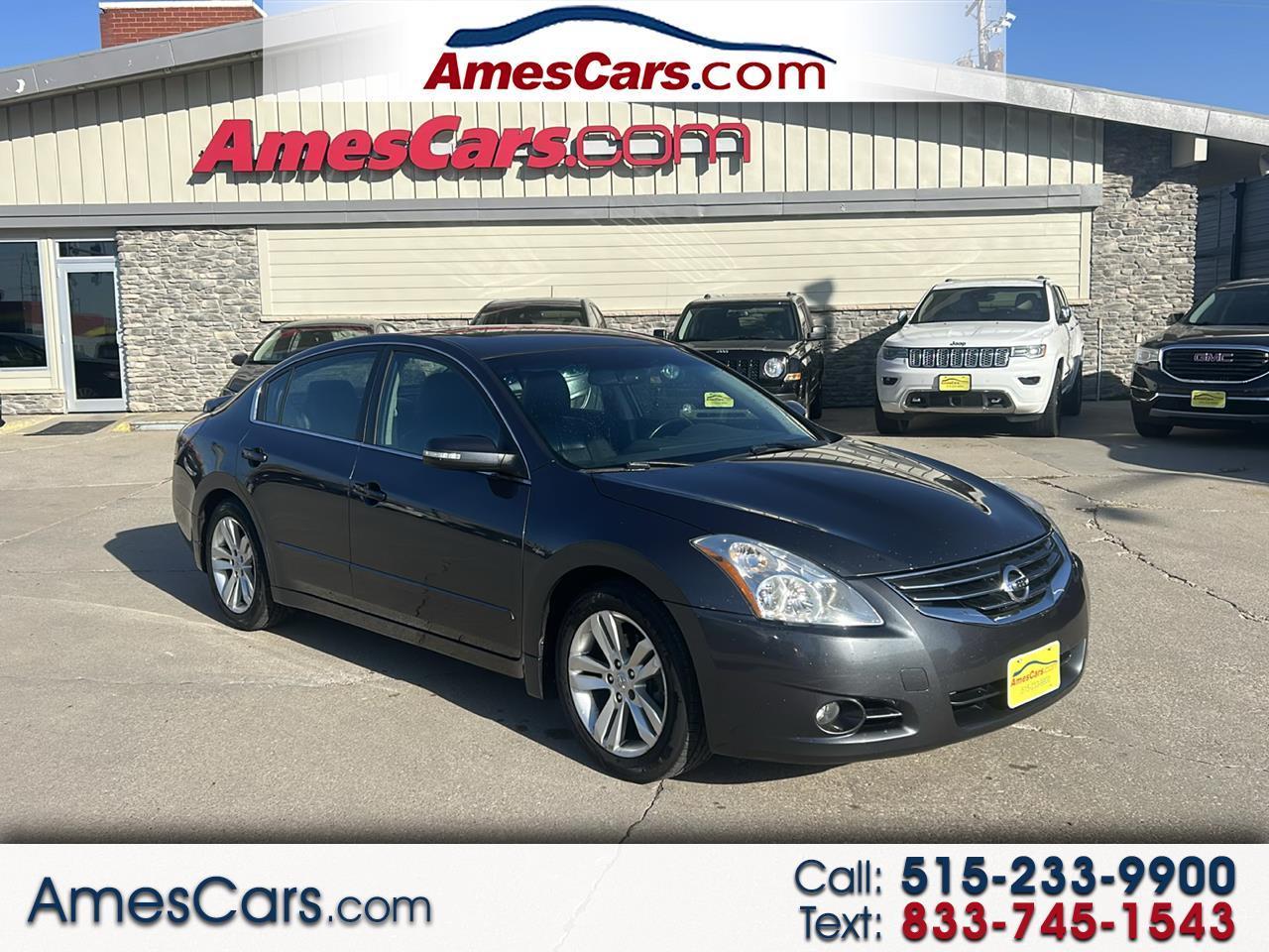 Nissan Altima 4dr Sdn V6 CVT 3.5 SR 2011