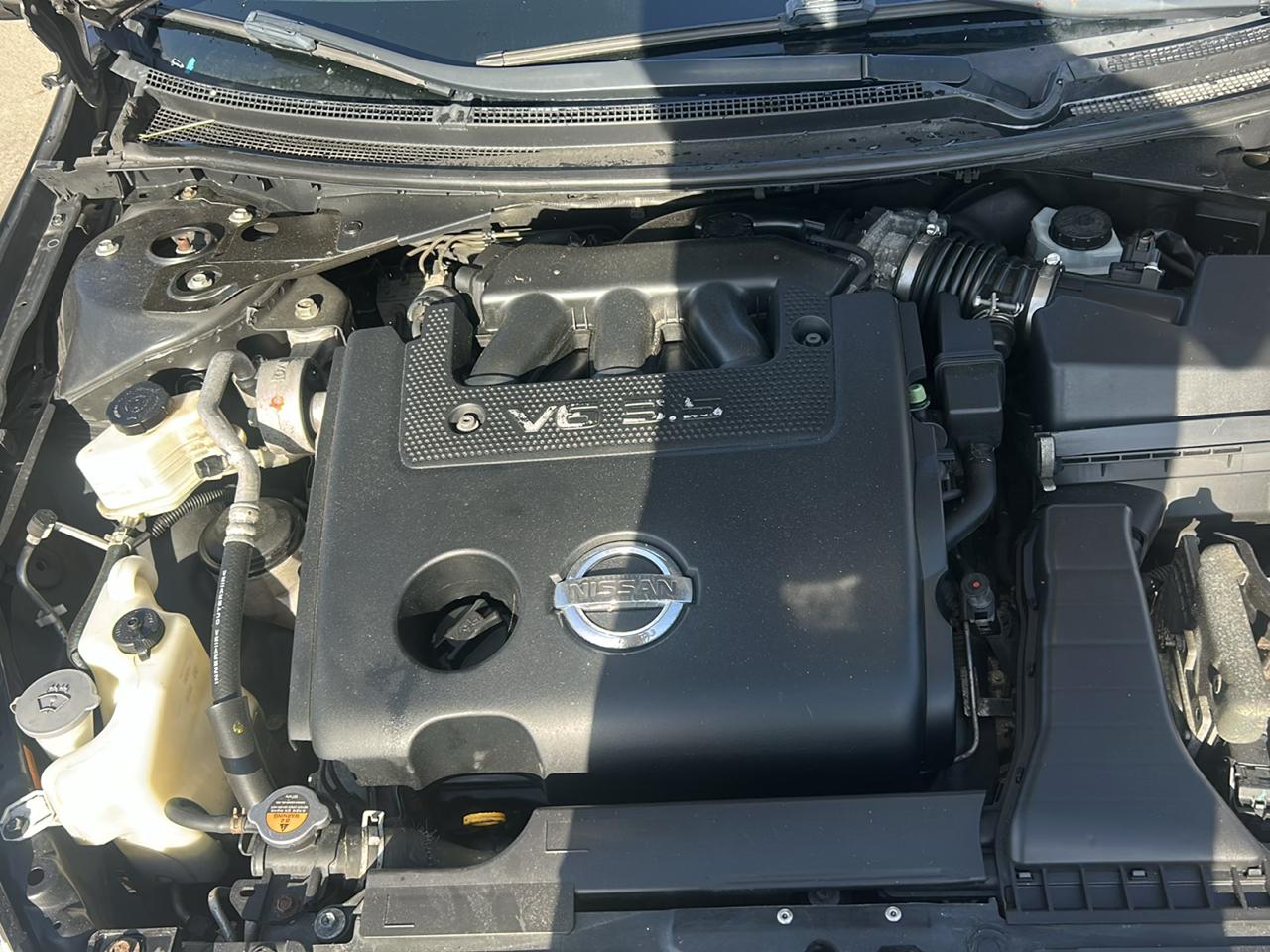 Nissan Altima 4dr Sdn V6 CVT 3.5 SR 2011