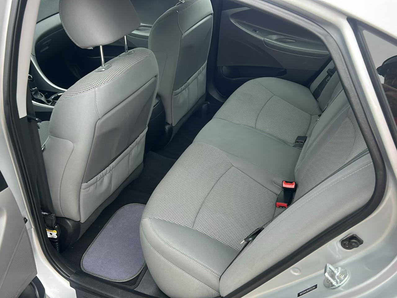 Hyundai Sonata 4dr Sdn 2.4L Auto GLS *Ltd Avail* 2013