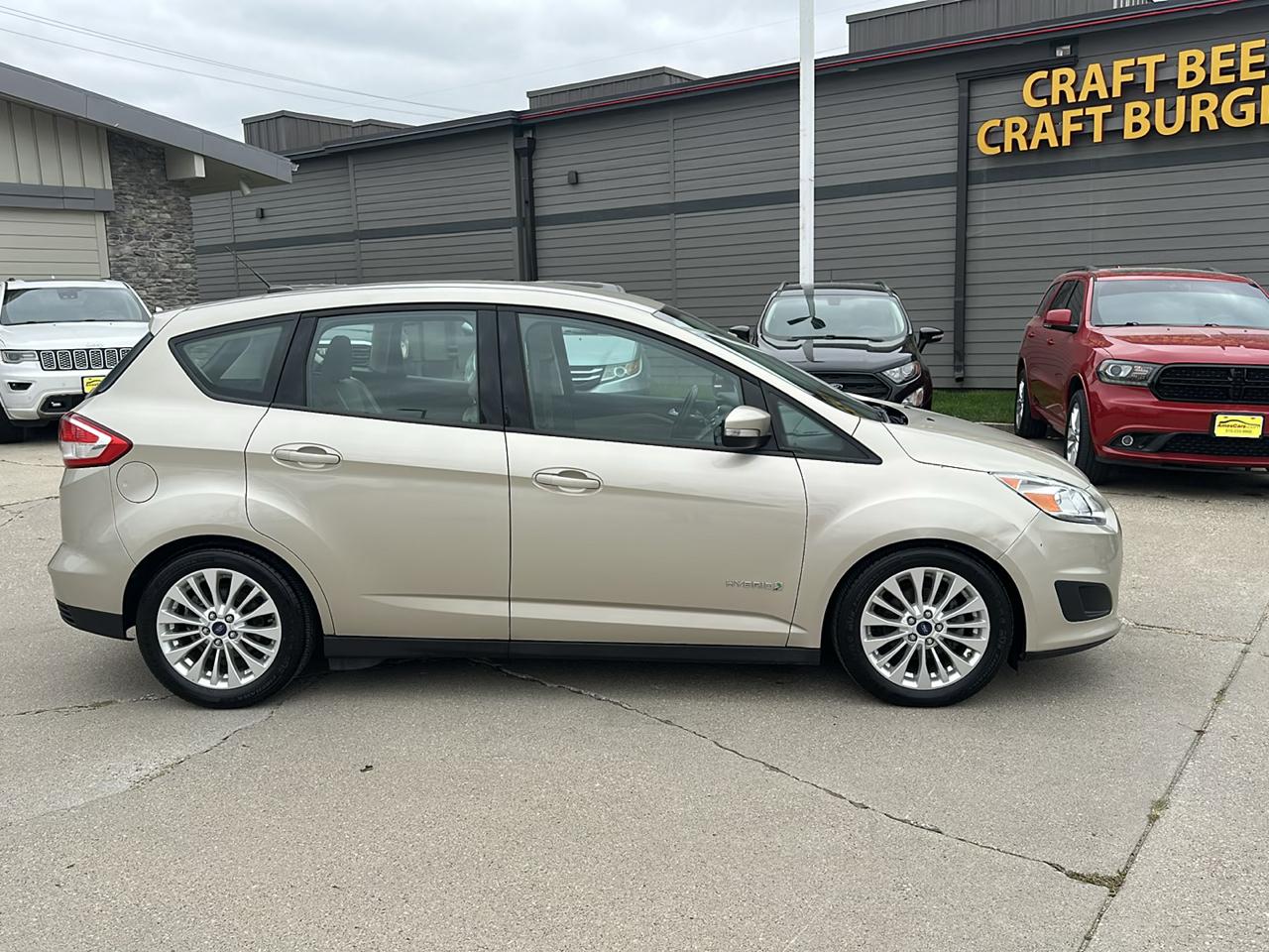 Ford C-Max Hybrid SE FWD 2018
