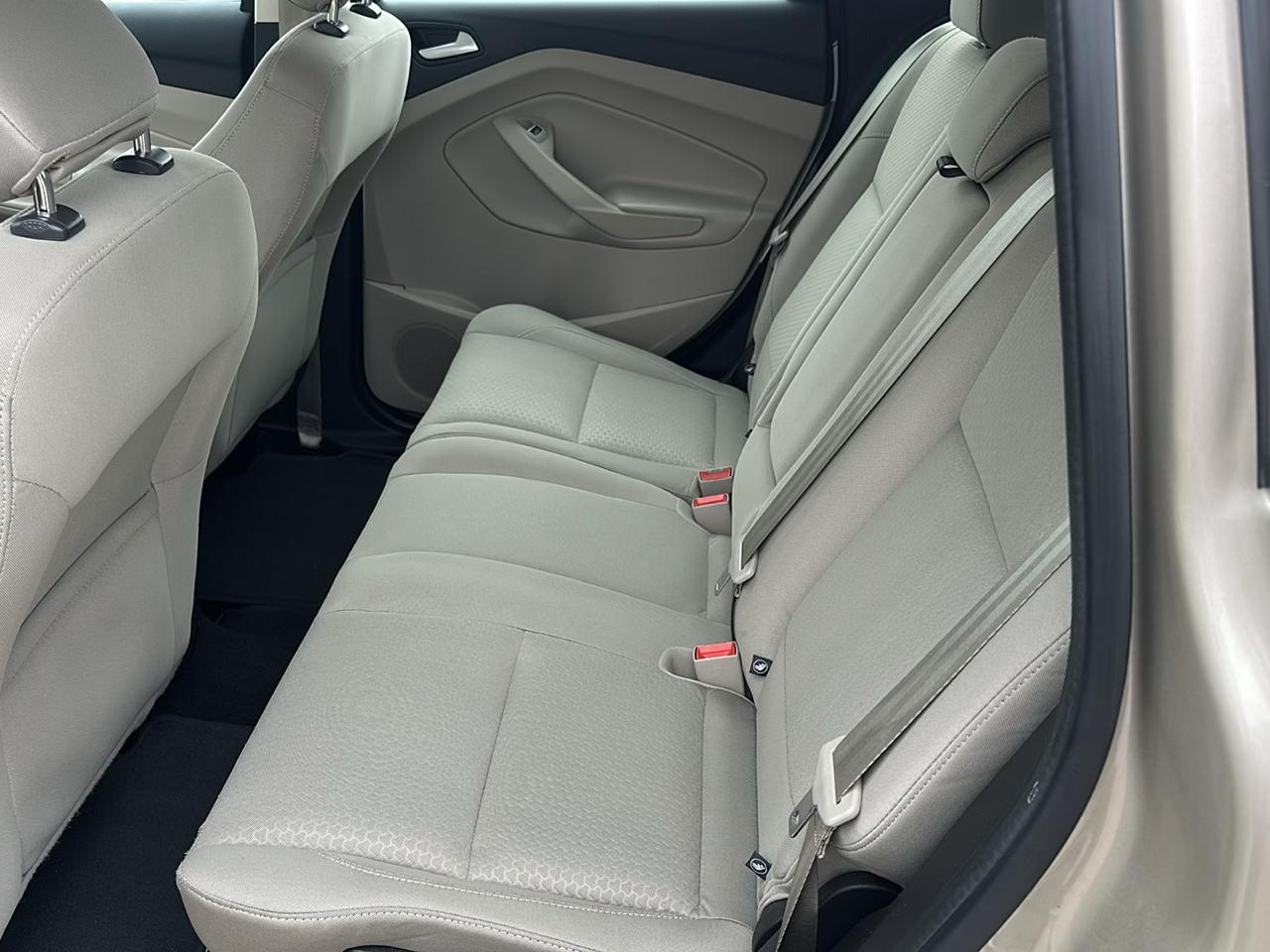 Ford C-Max Hybrid SE FWD 2018