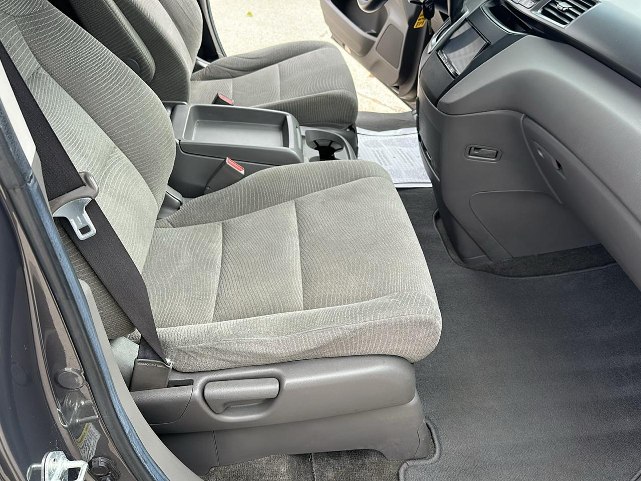 Honda Odyssey 5dr EX 2012