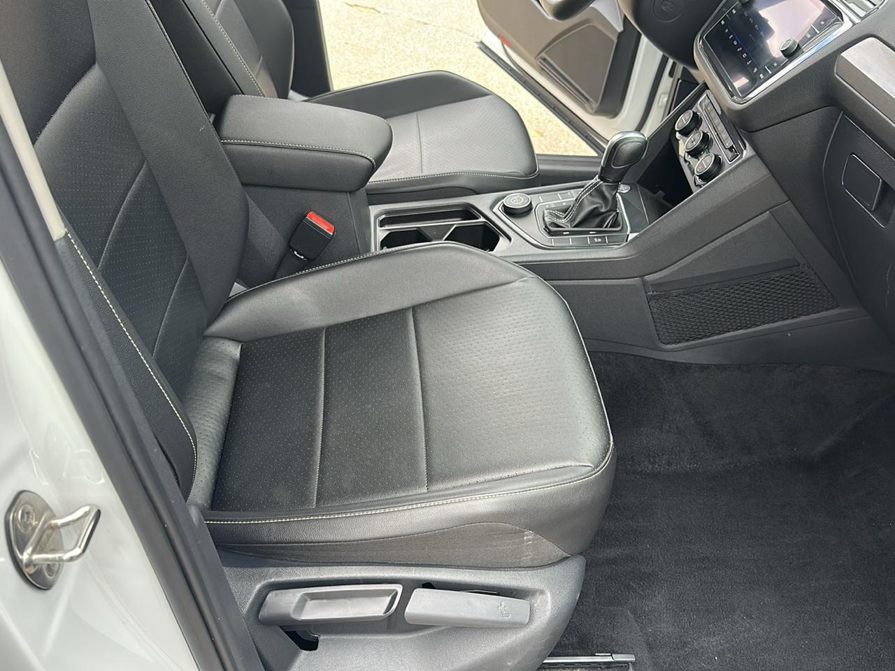 Volkswagen Tiguan 4MOTION 4dr Auto SE 2021