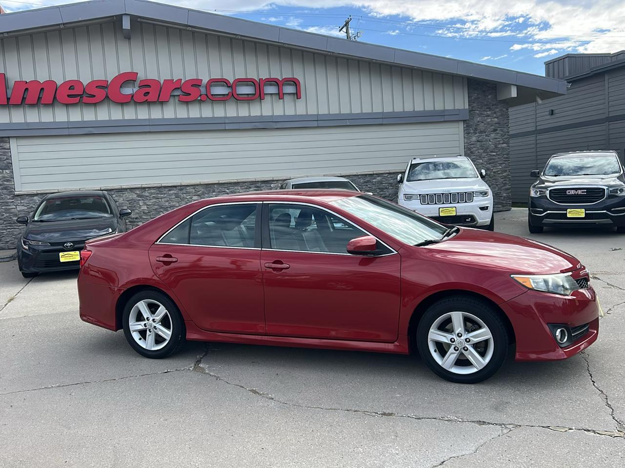 Toyota Camry 2014.5 4dr Sdn I4 Auto SE Sport (Natl) 2014